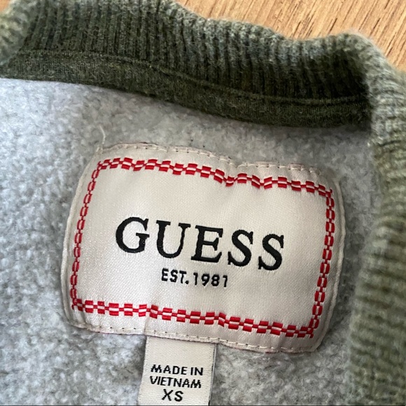 Mens Green Guess sweater. XS - Picture 4 of 4